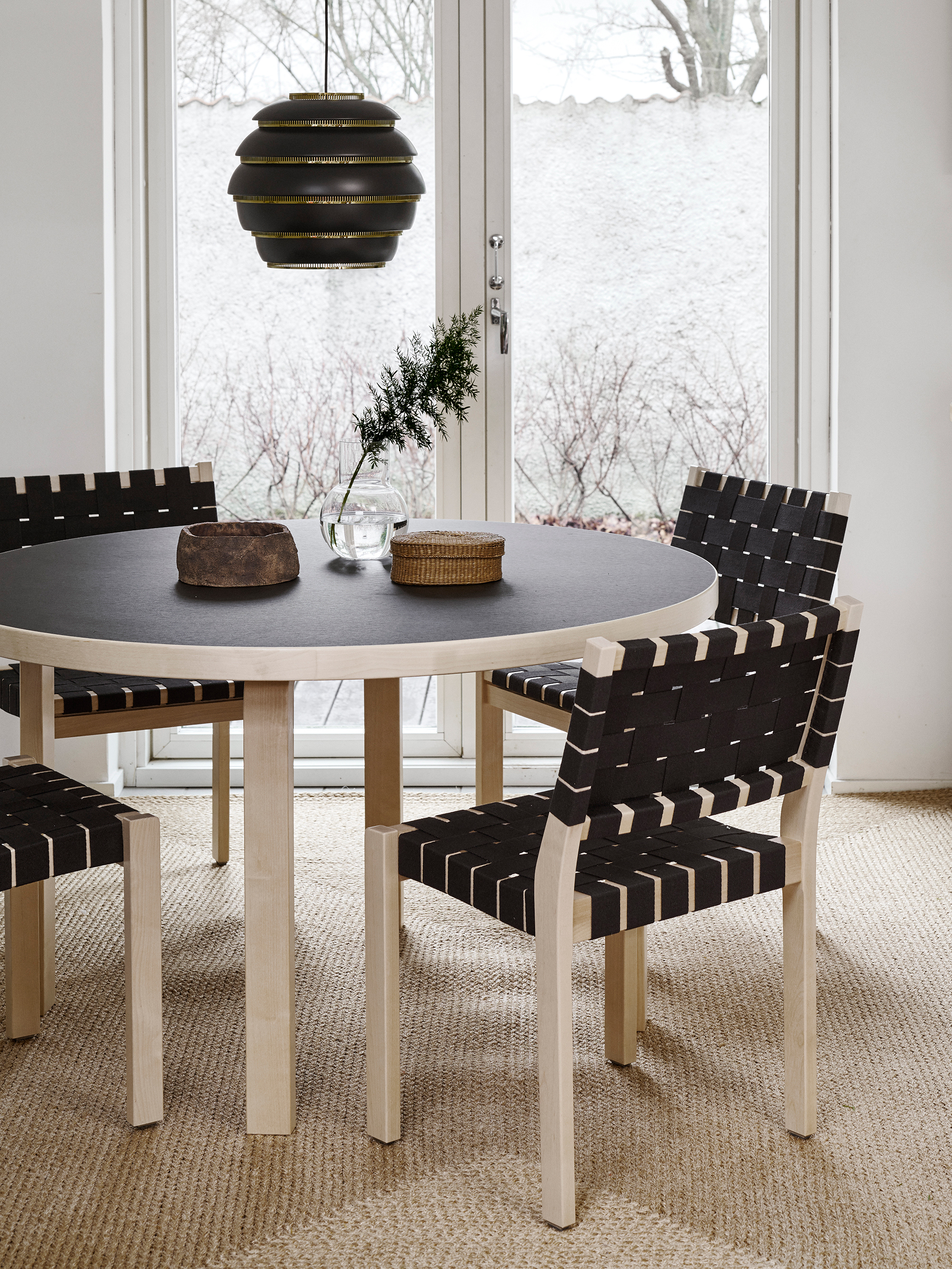 30941 Cbe78c3507 2599285 Chair 611 Aalto Table 91 Riikka Kantinkoski6 Master2 Portrait