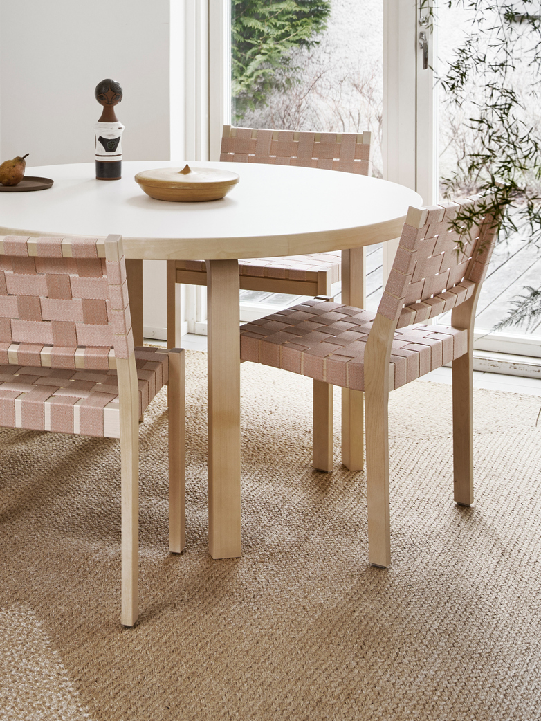 Aalto Table Round 91 - IKI White HPL - 125 cm