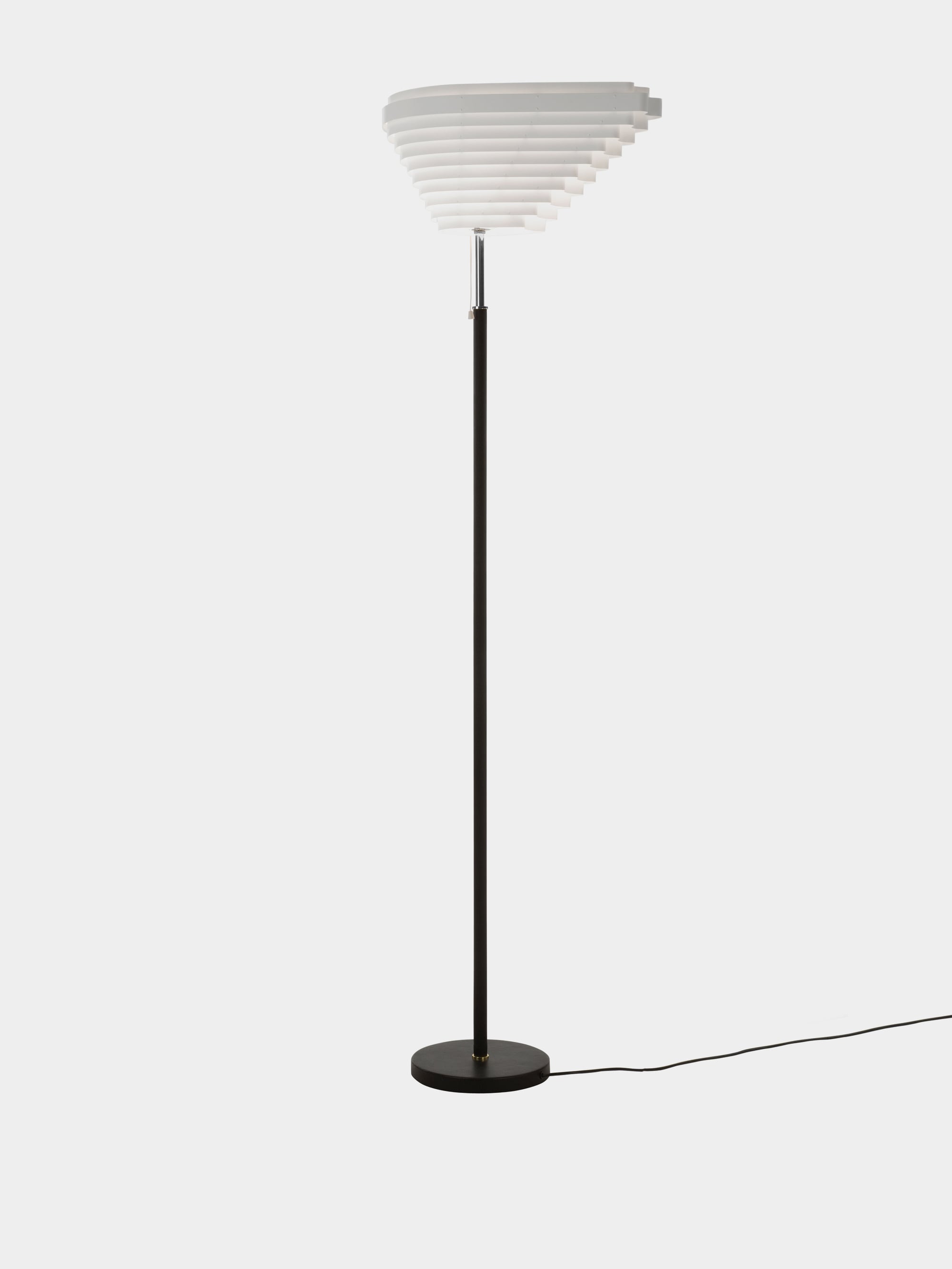 30971 8e84aef563 2081442 Floor Light A805 Angel Wing Nickel On Master Portrait