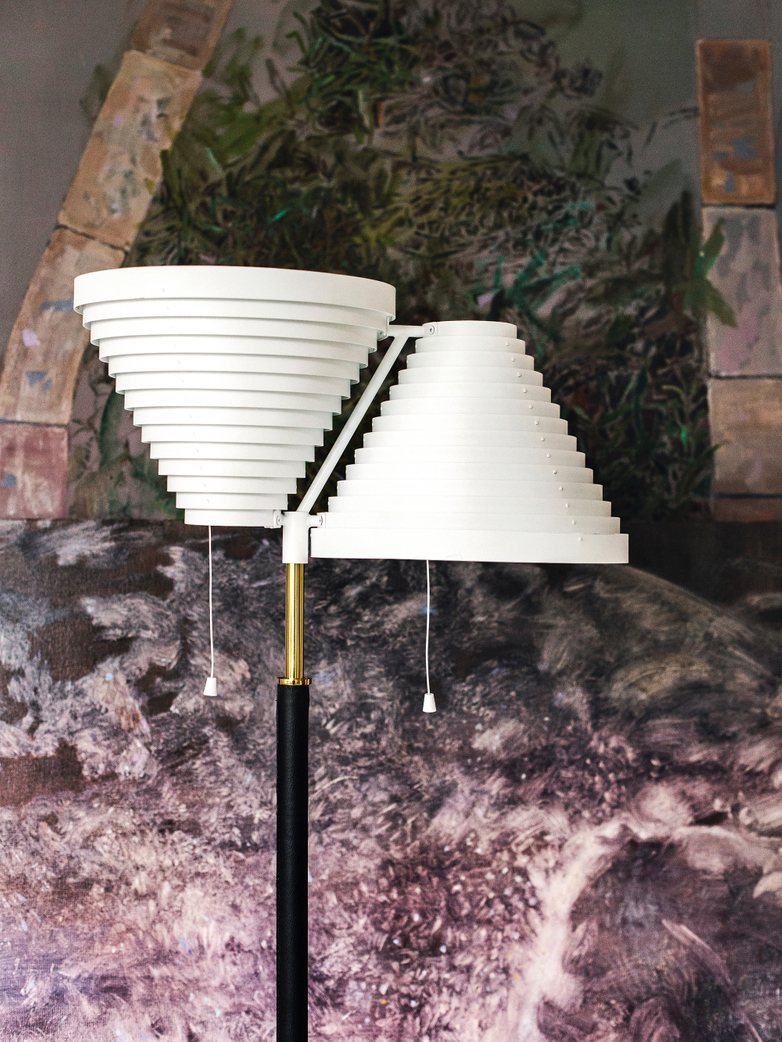 Floor Light A810 - Tube Polished Brass
