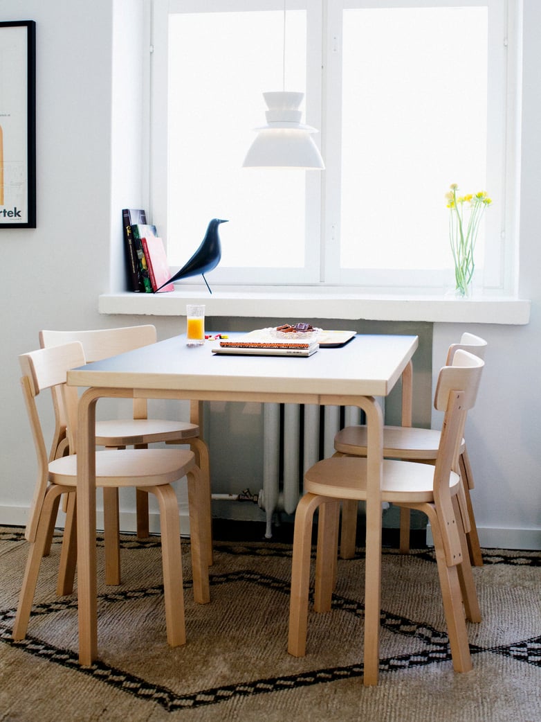 Aalto Table Rectangular 80B - Black Linoleum