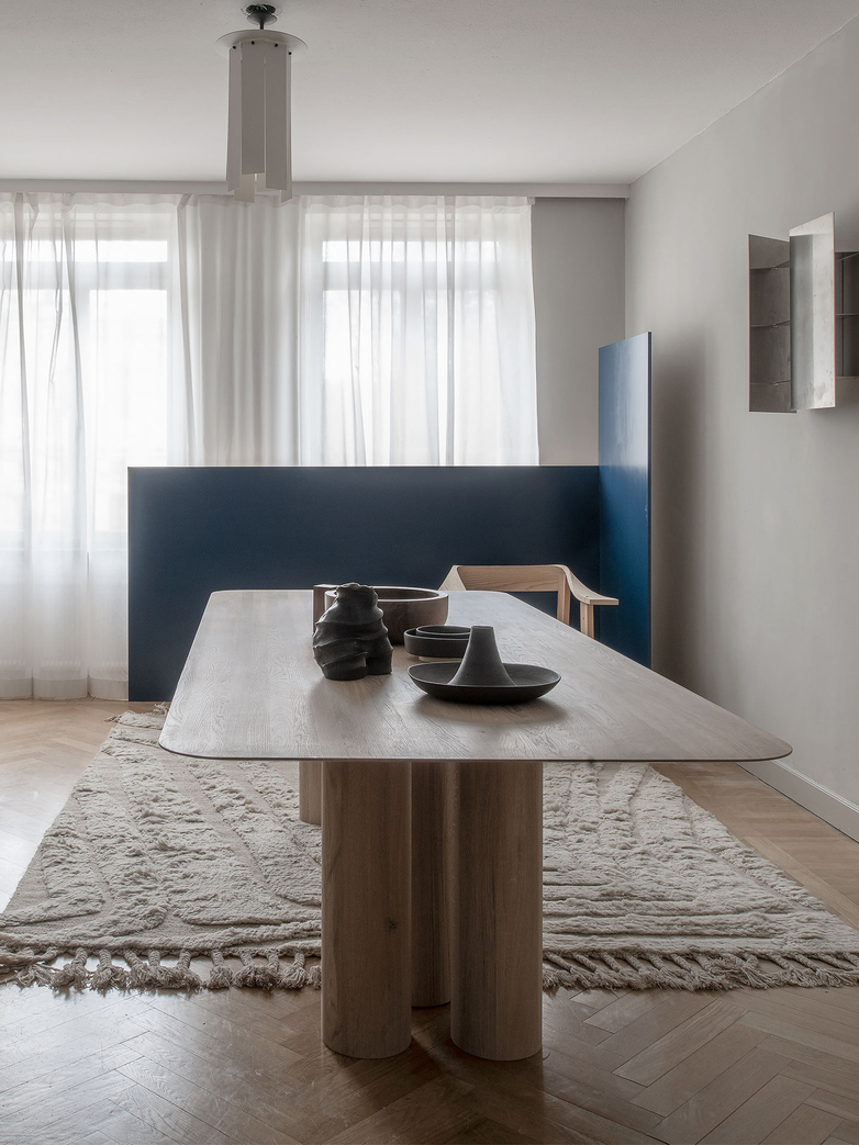 Hommage Oblong Dining Table – White Stained Oak