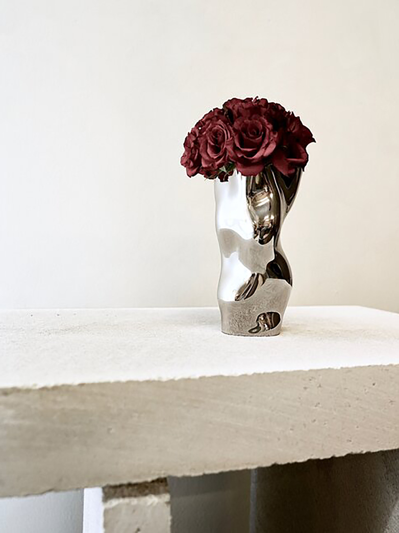 Ostrea Rock Steel Vase