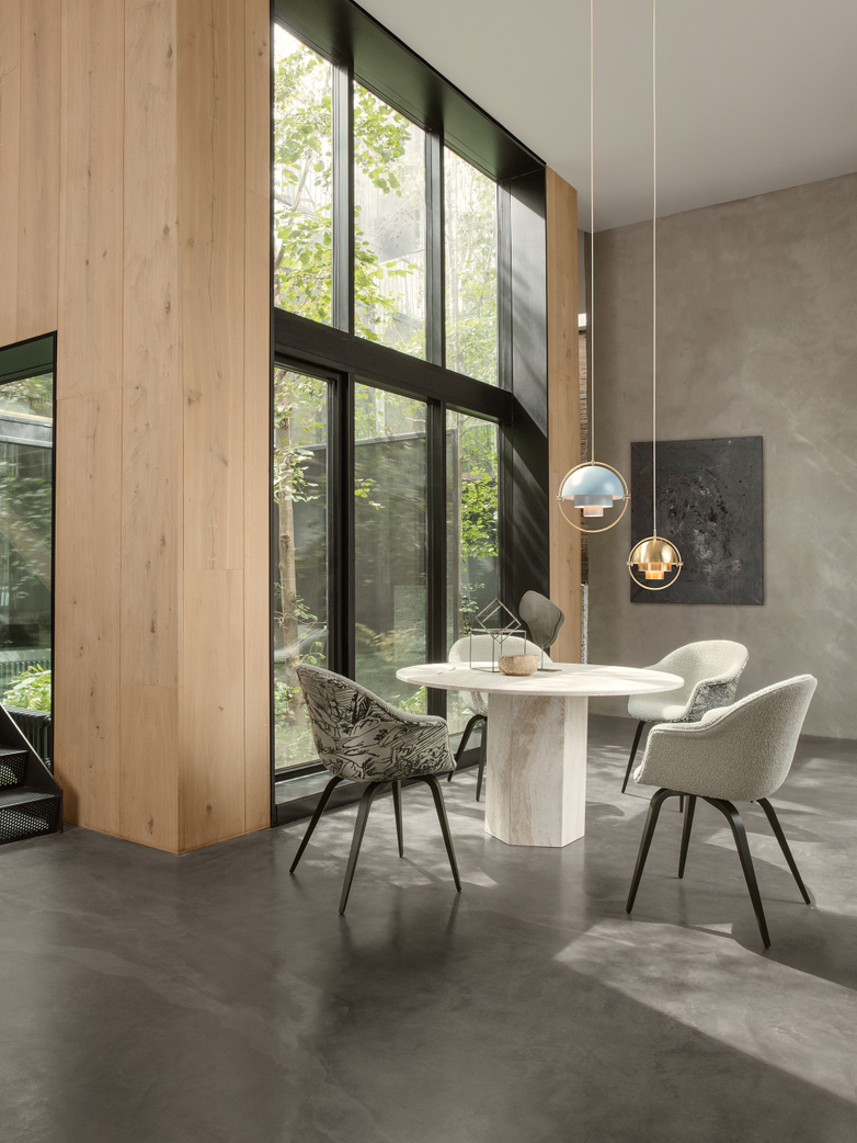 Epic Dining Table – White – Ø130