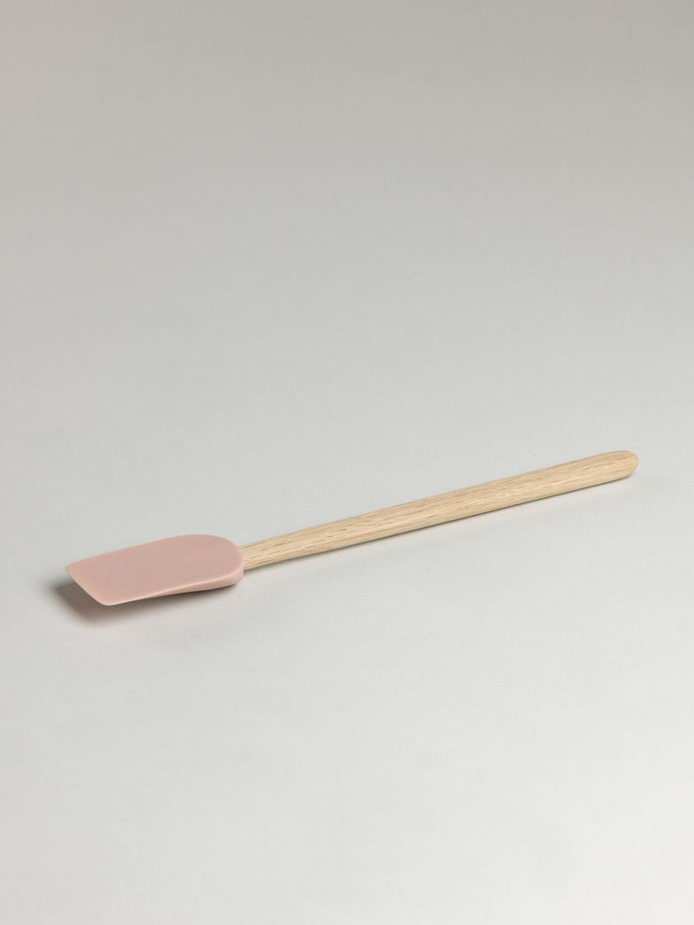 Easy Praline Dough Scraper
