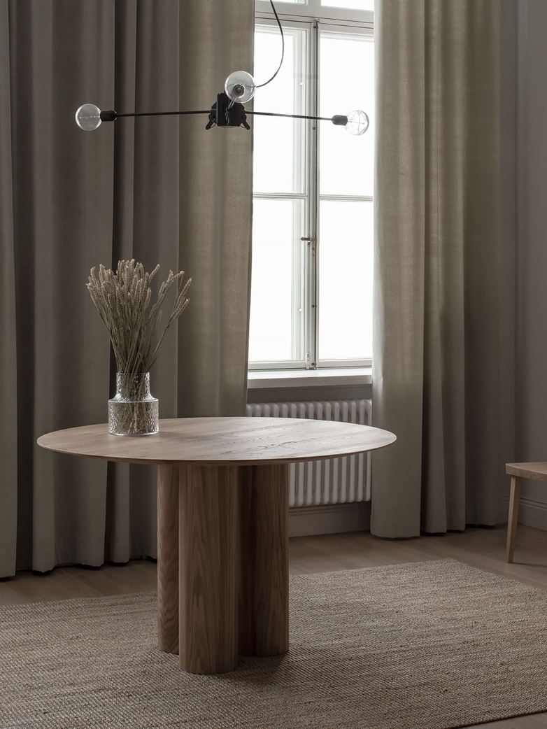 Hommage Grande Dining Table – White Stained Oak