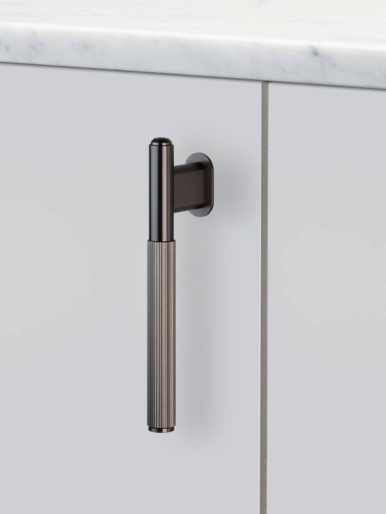L-Bar - Gun Metal