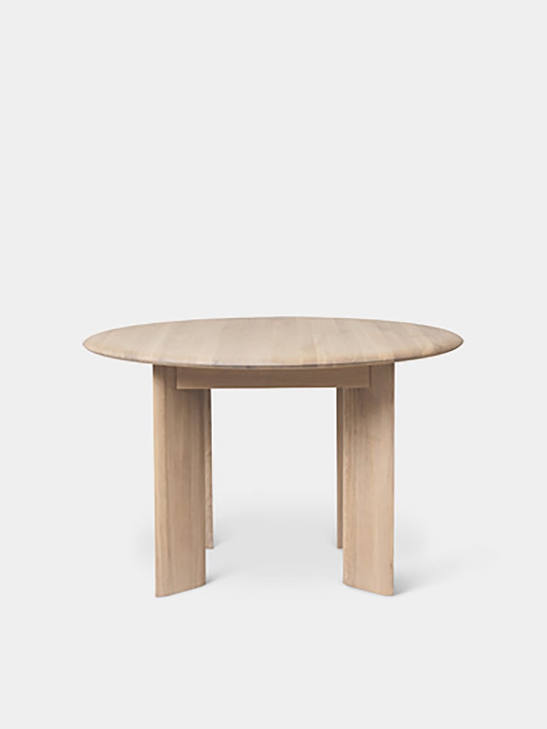 Ferm Living - Bevel Table Round 117 cm White Oiled Oak