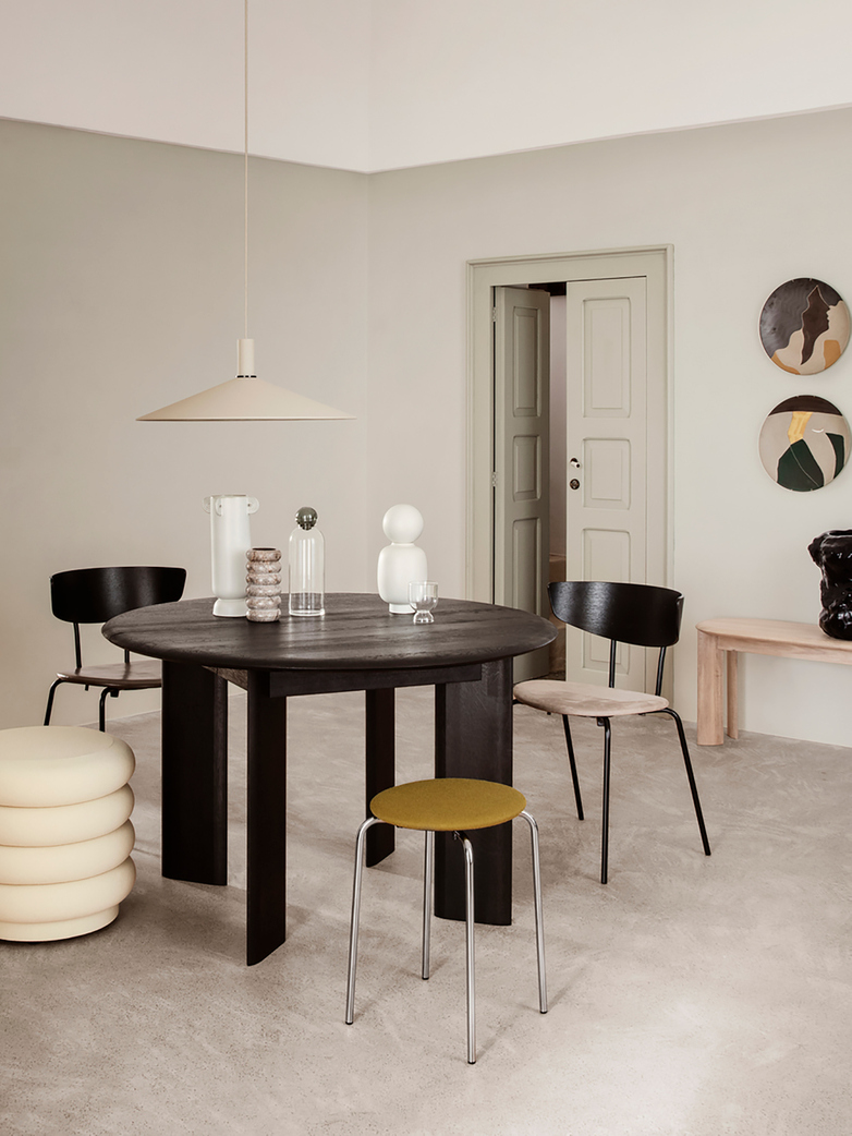 Ferm Living - Bevel Table Round 117 cm White Oiled Oak