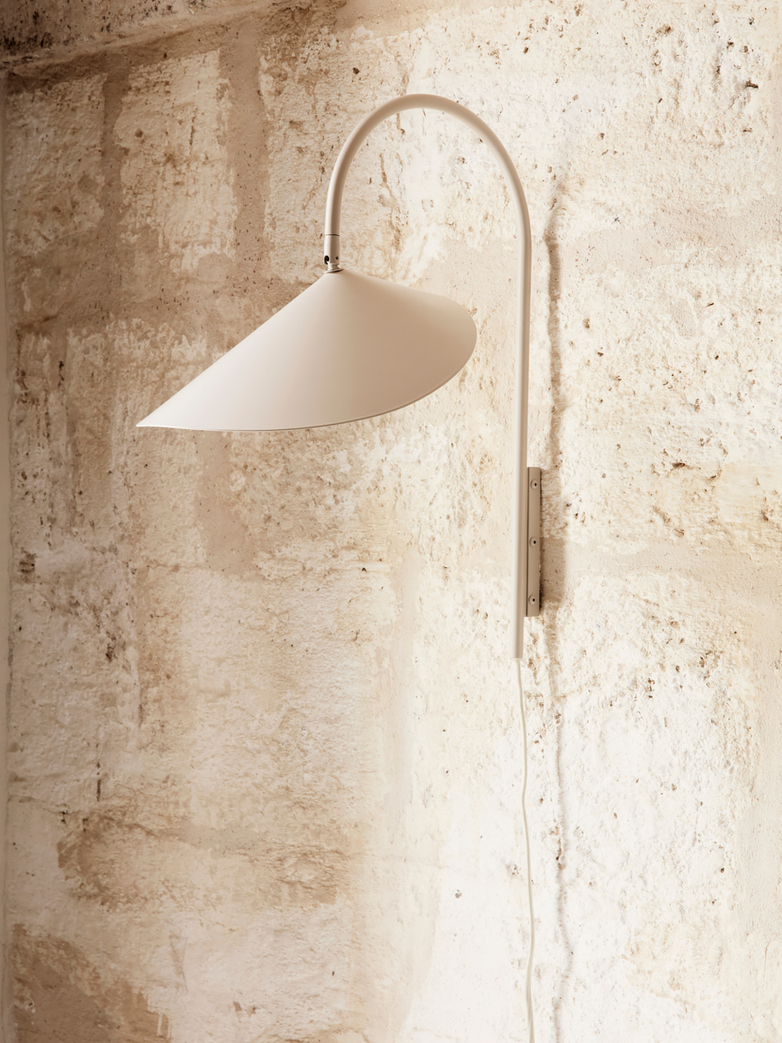 Ferm Living - Arum Wall Lamp Tall Cashmere
