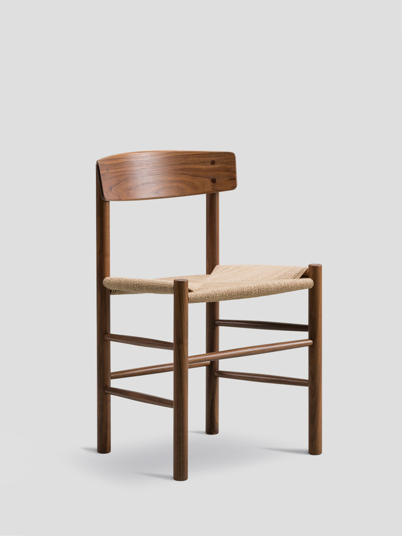 J39 Chair - Oiled Walnut/Natural