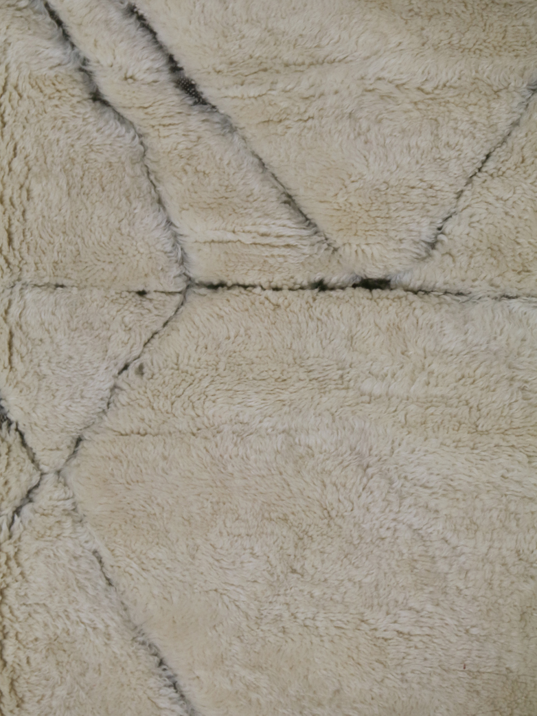 Beni Masuda Natural Wool - Black