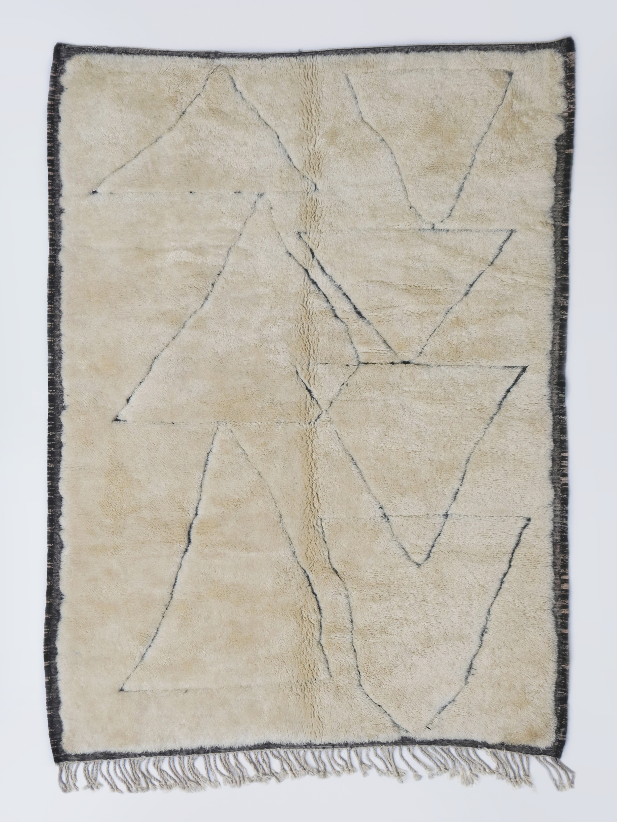 32020 4ab34445f0 Beni Masuda Creme Black Portrait