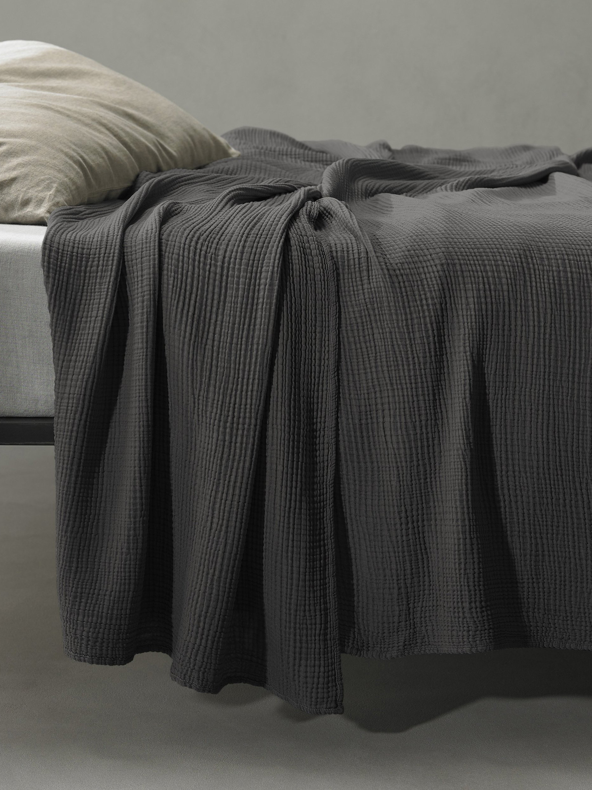 32301 2a3cfd9f70 Bedcovers Society Limonta Free New Copriletto Letto Antracite Cotone 01 E66d206f 6896 4ac8 B3a7 Fddf61bce11e 2000x Portrait