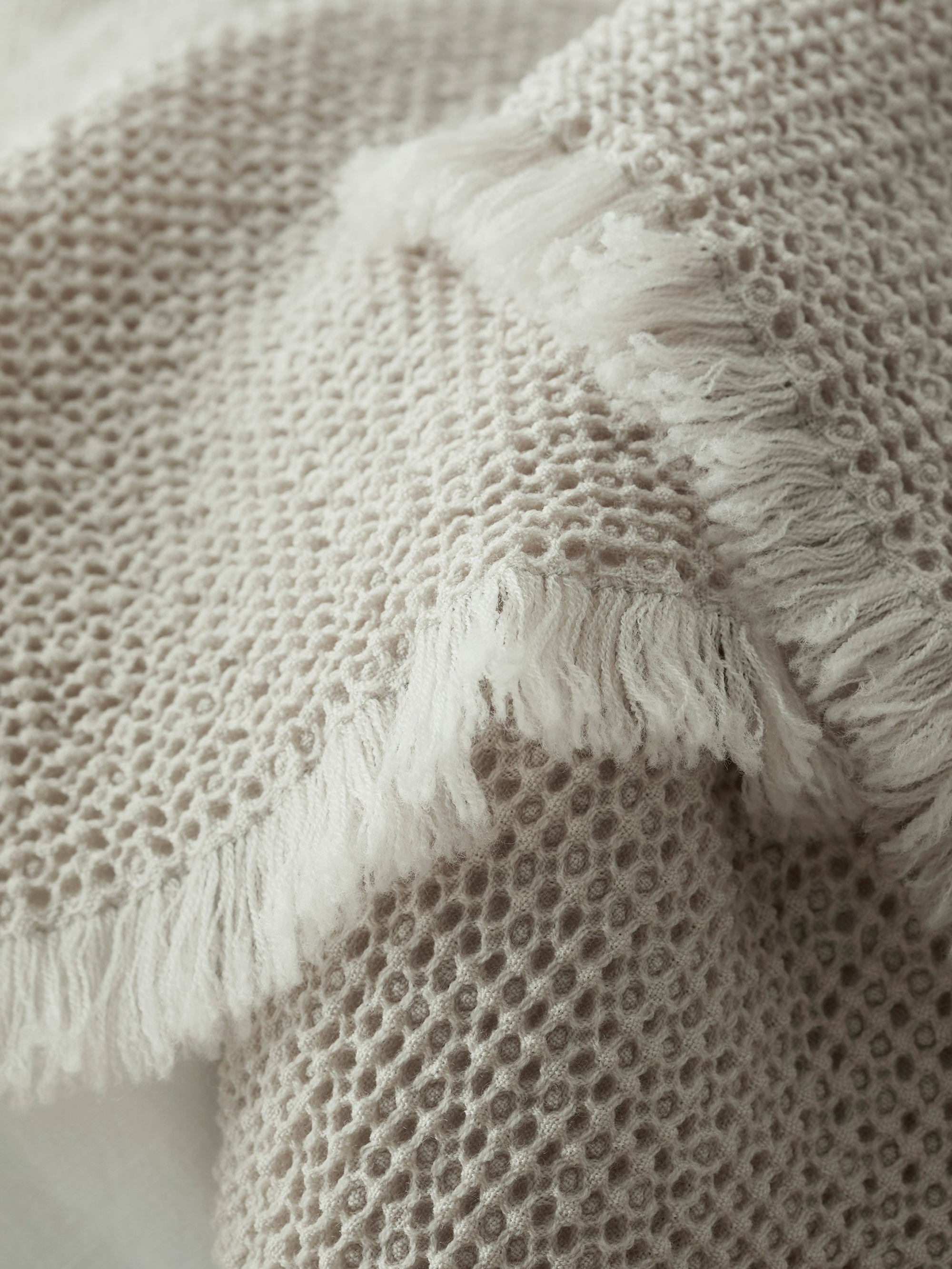 32330 Cde3bb3726 Mastice Blanket Society Limonta Nid Coperta Letto Mastice Lana 02 F6a997ee 264c 4280 B214 Eecda09fe531 2000x Portrait