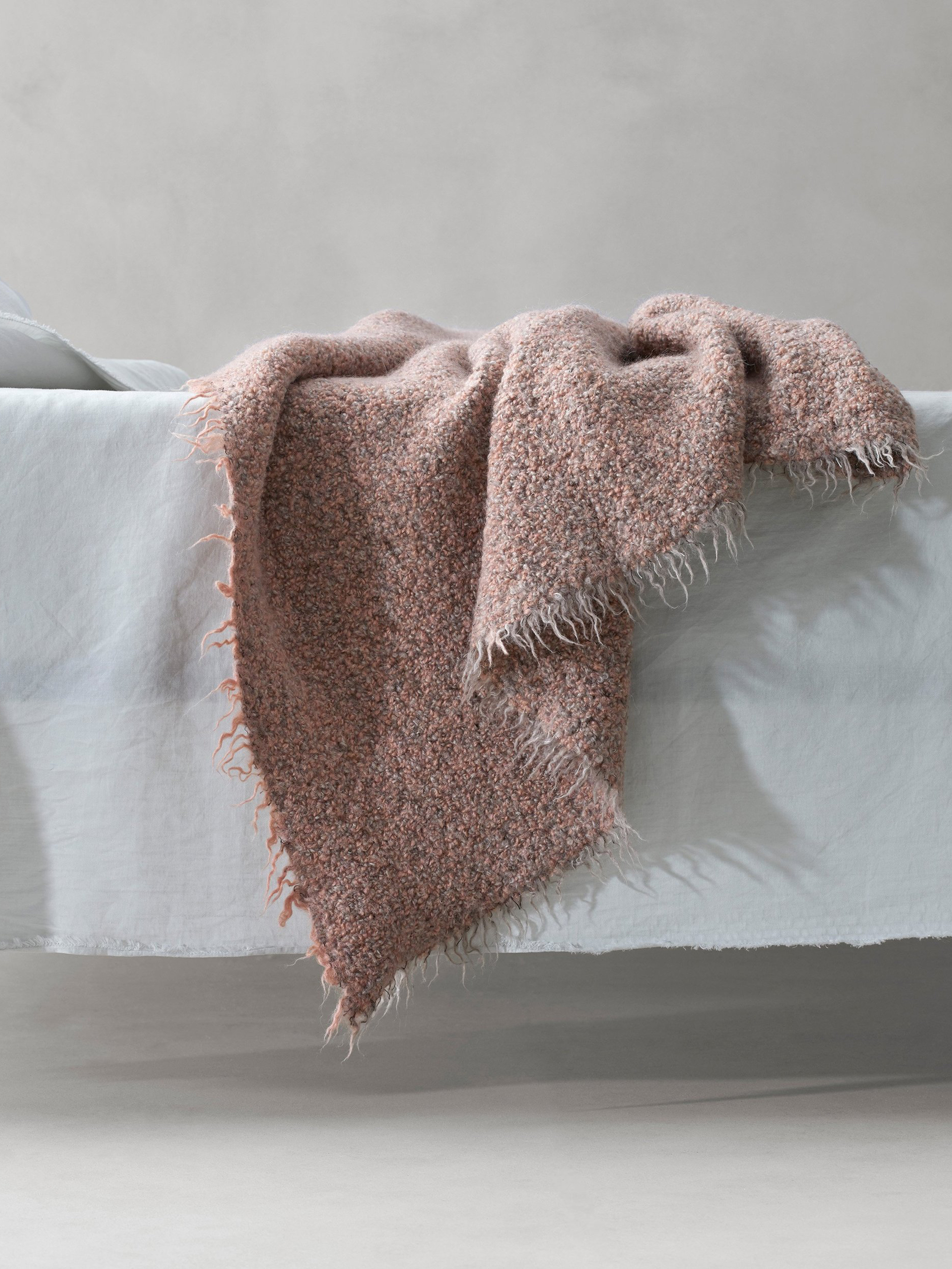 32342 Bd3b8063f4 Verbena Throw Society Limonta Multi Plaid Letto Verbena Alpaca 01 2000x Portrait