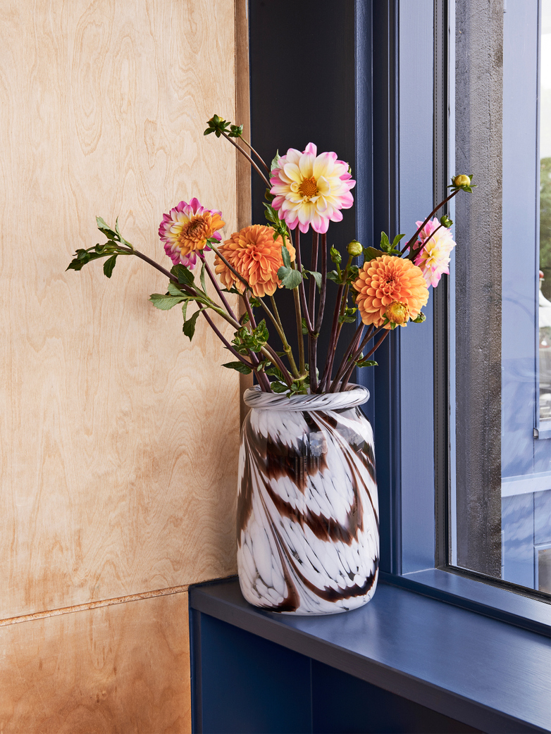Splash Vase Coffee and White