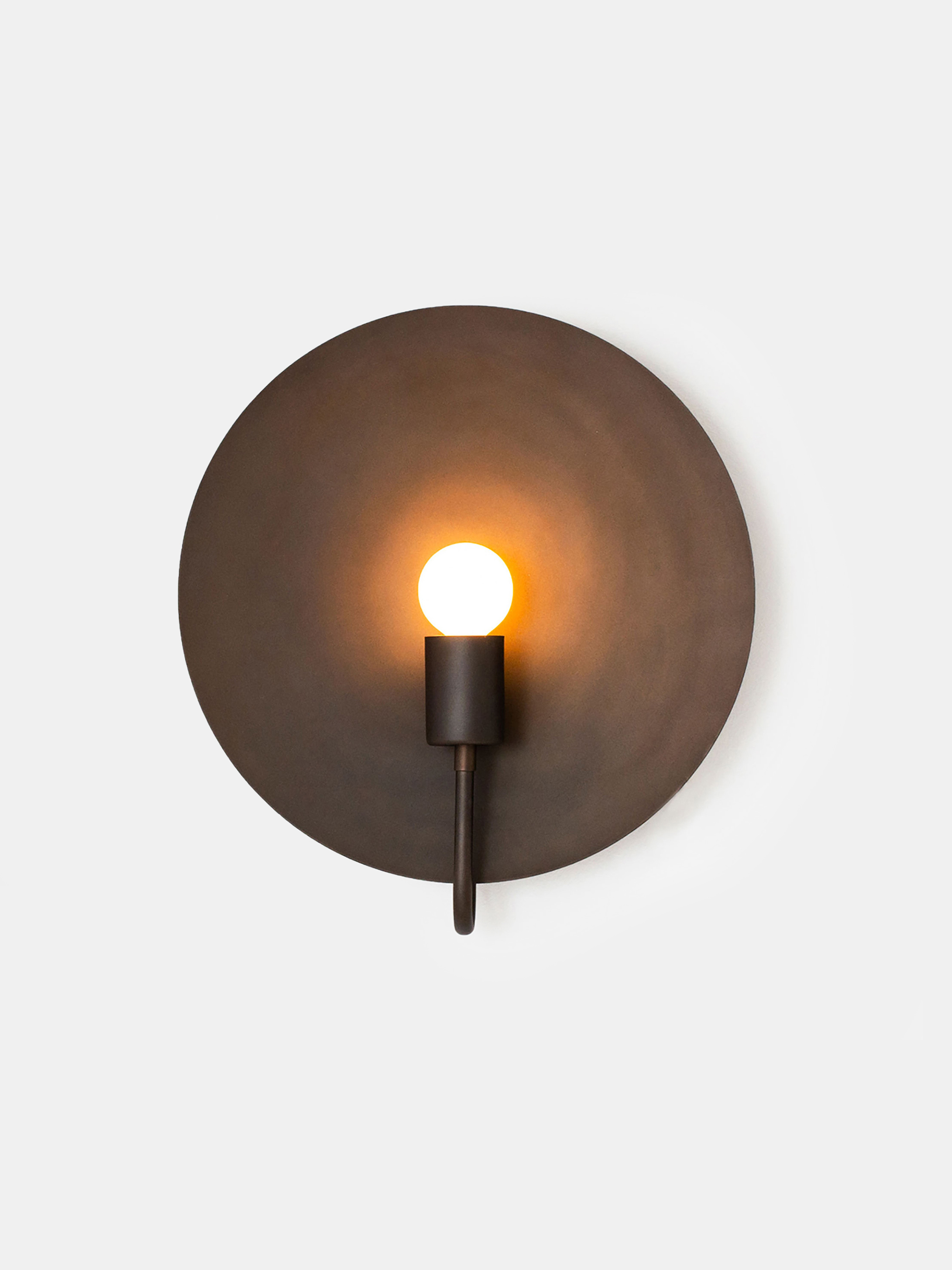 32673 85b4c1c4e5 1 32673 02a04a2dea Helios Ada Sconce Gallery 7 Zoom Portrait