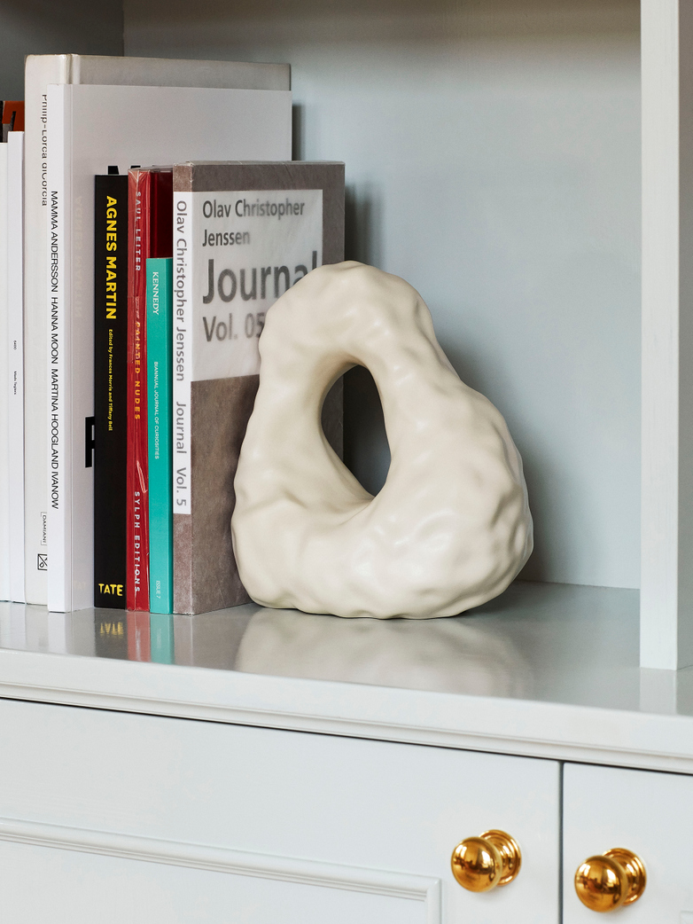 W&S Boulder Bookend - Ivory