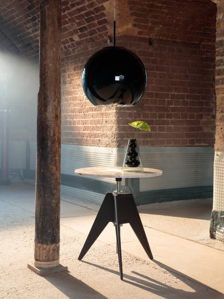 Screw Table - White Marble