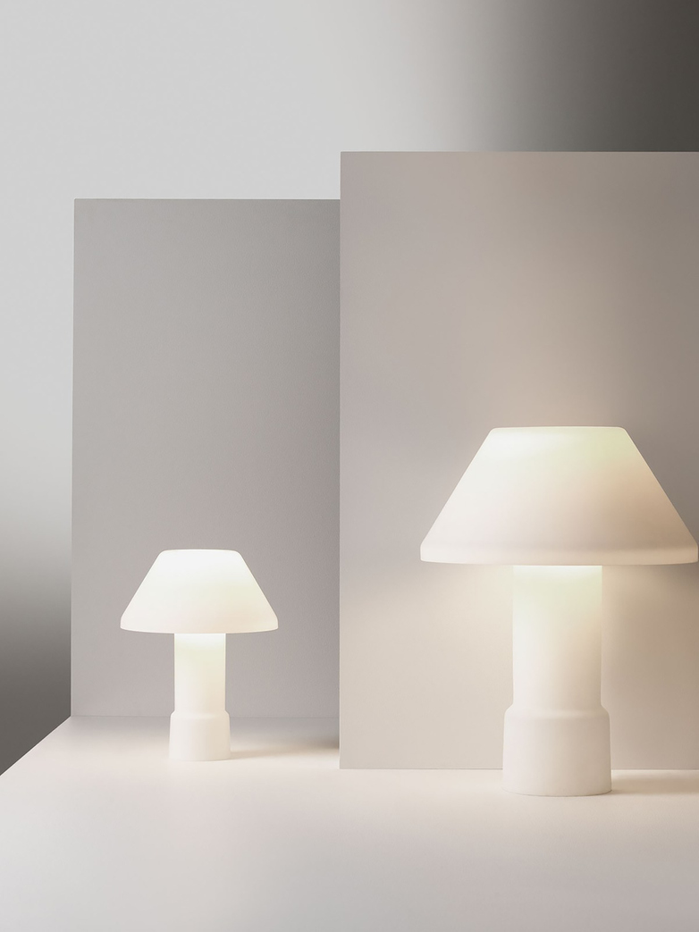 Lampyre w163 Table Lamp - Large