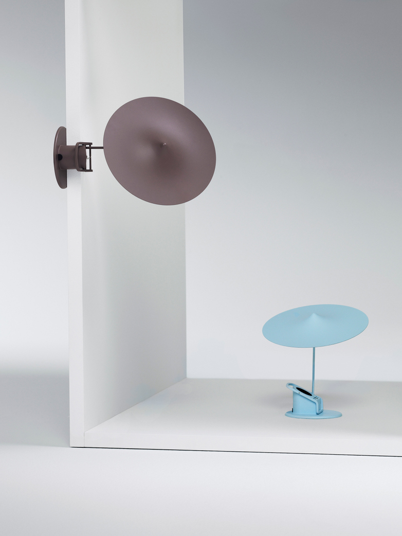 Île w153 Table Lamp - Traffic White