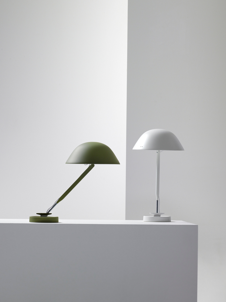 Sempé w103B Table Lamp - Jet Black