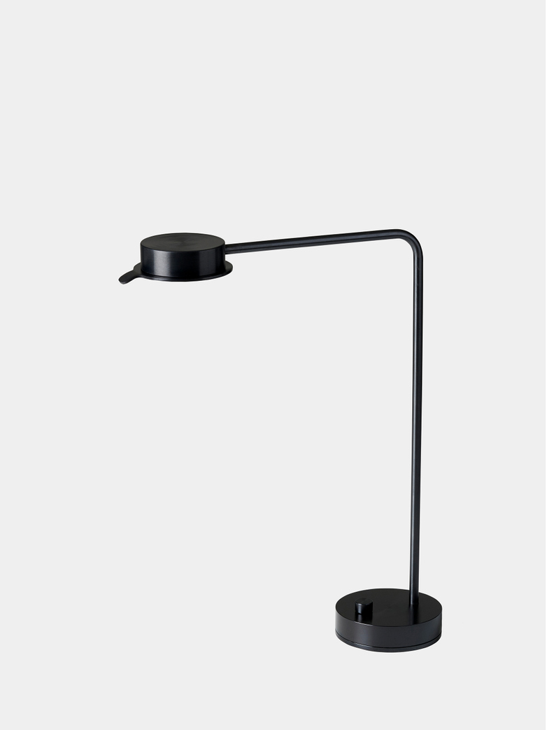 Chipperfield w102 Table Lamp - Black Steel