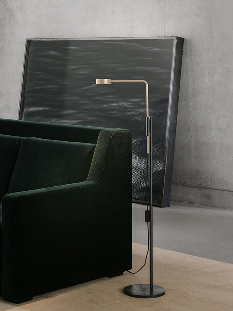 Chipperfield w102 Floor Lamp - Solid Brass/Black Steel