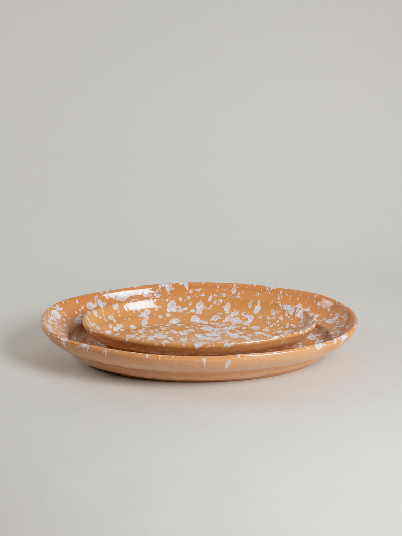 Spruzzi Vivente - Big Oval Plate - White on Terracotta