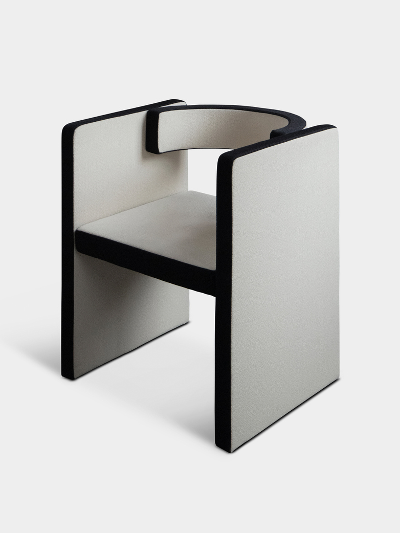 Novel Chair