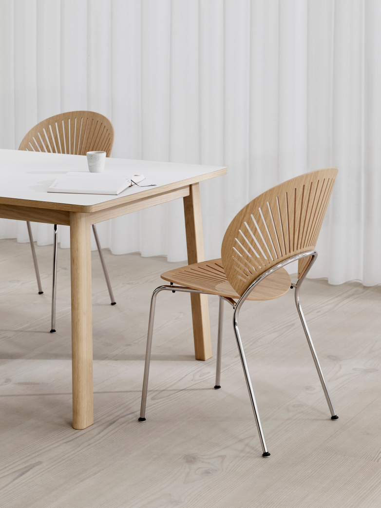 Trinidad Chair - Lacquered Oak/Chrome