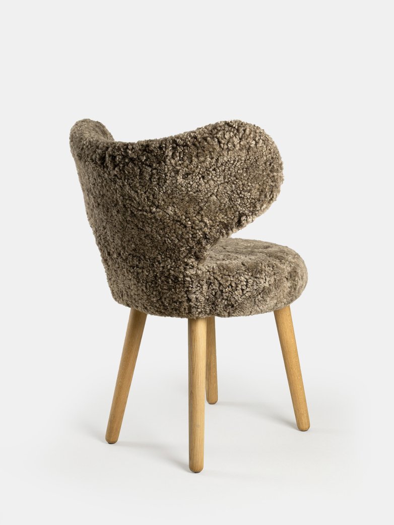 WNG Chair - Sheepskin Dark
