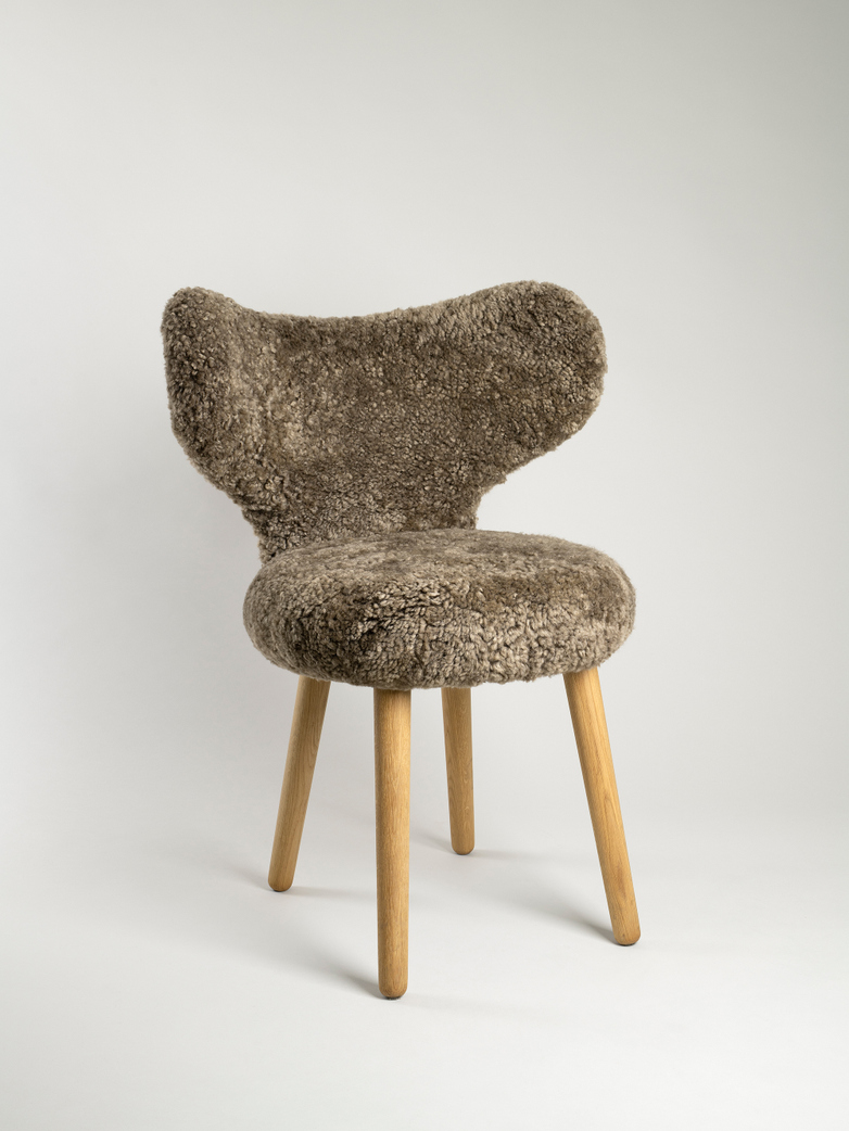 WNG Chair - Sheepskin Dark