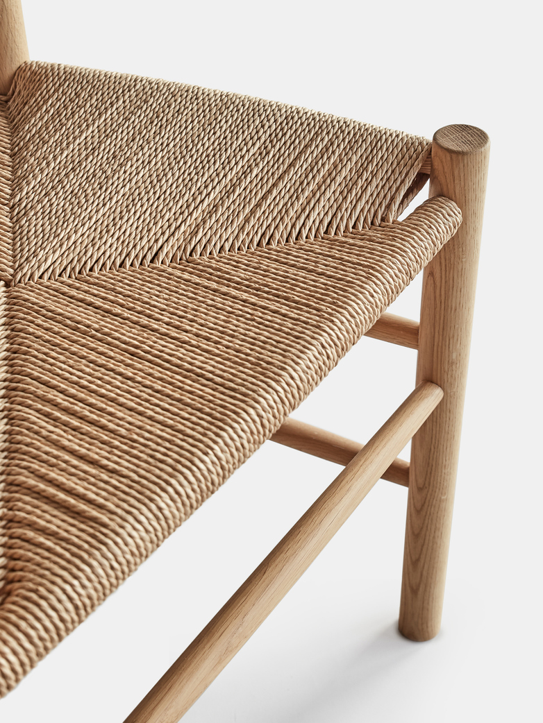 J39 Chair – Light Oiled Oak – Natural