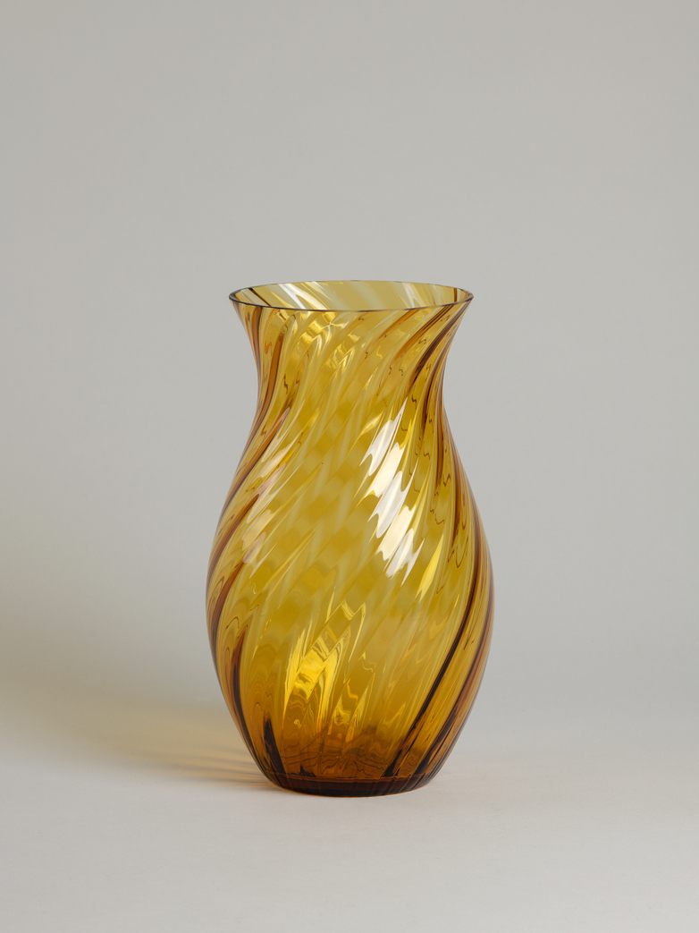 Oslo Swirl Vase – Amber