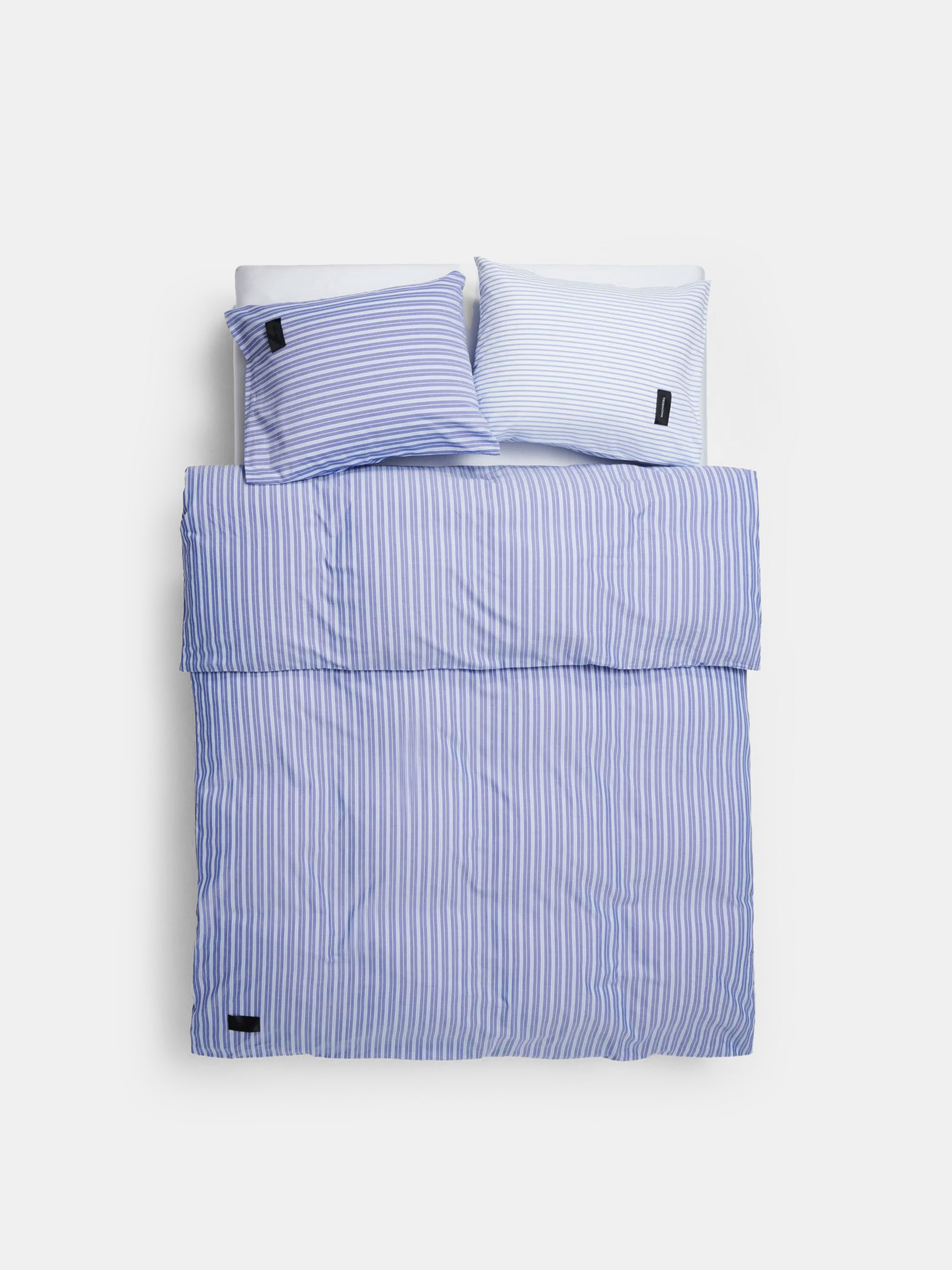 34575 12c17d980e 34575 B03c69c86e Magniberg Wallstreet Oxford Stripe Medium Blue 037 Lowres 91677a18 C27c 455f 9a53 53c4edda00b1 1400xprogressive54758 Zoom Portrait