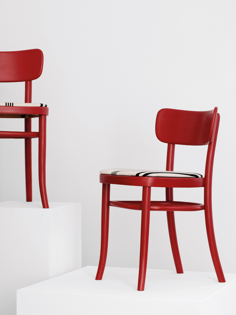 MZO Chair - Red w.upholstery