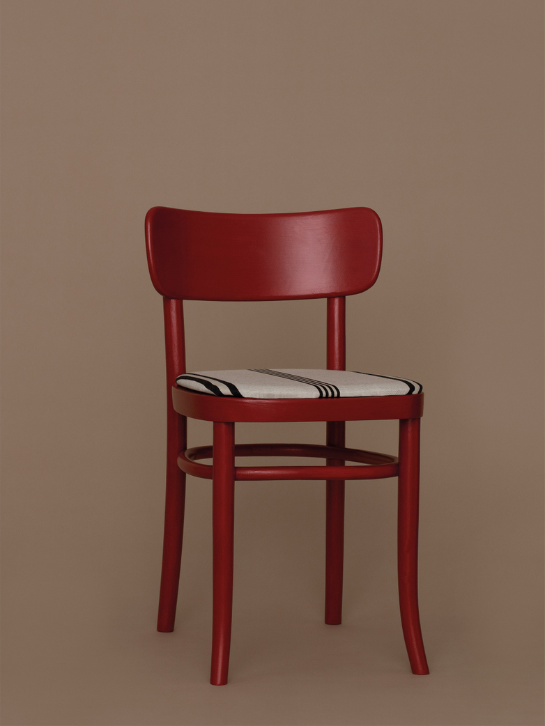 MZO Chair - Red w.upholstery