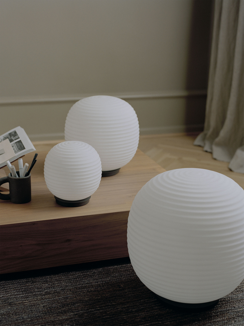 Lantern Globe Table Lamp Medium