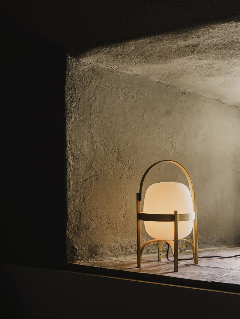 Cestita - Table Lamp