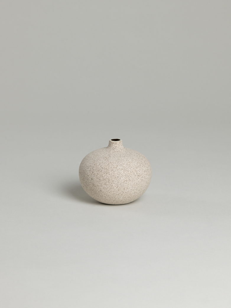 Bari Vase - Sand - Medium