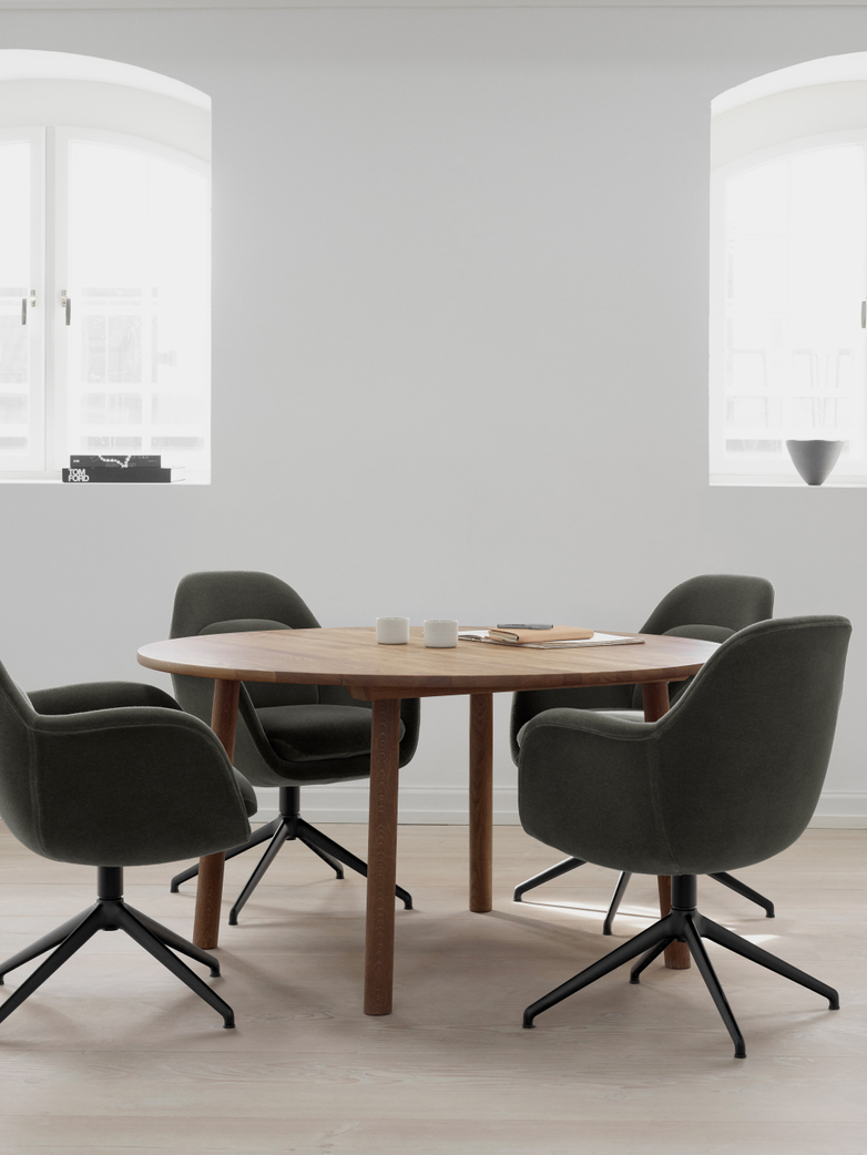 Swoon Chair Swivel Base