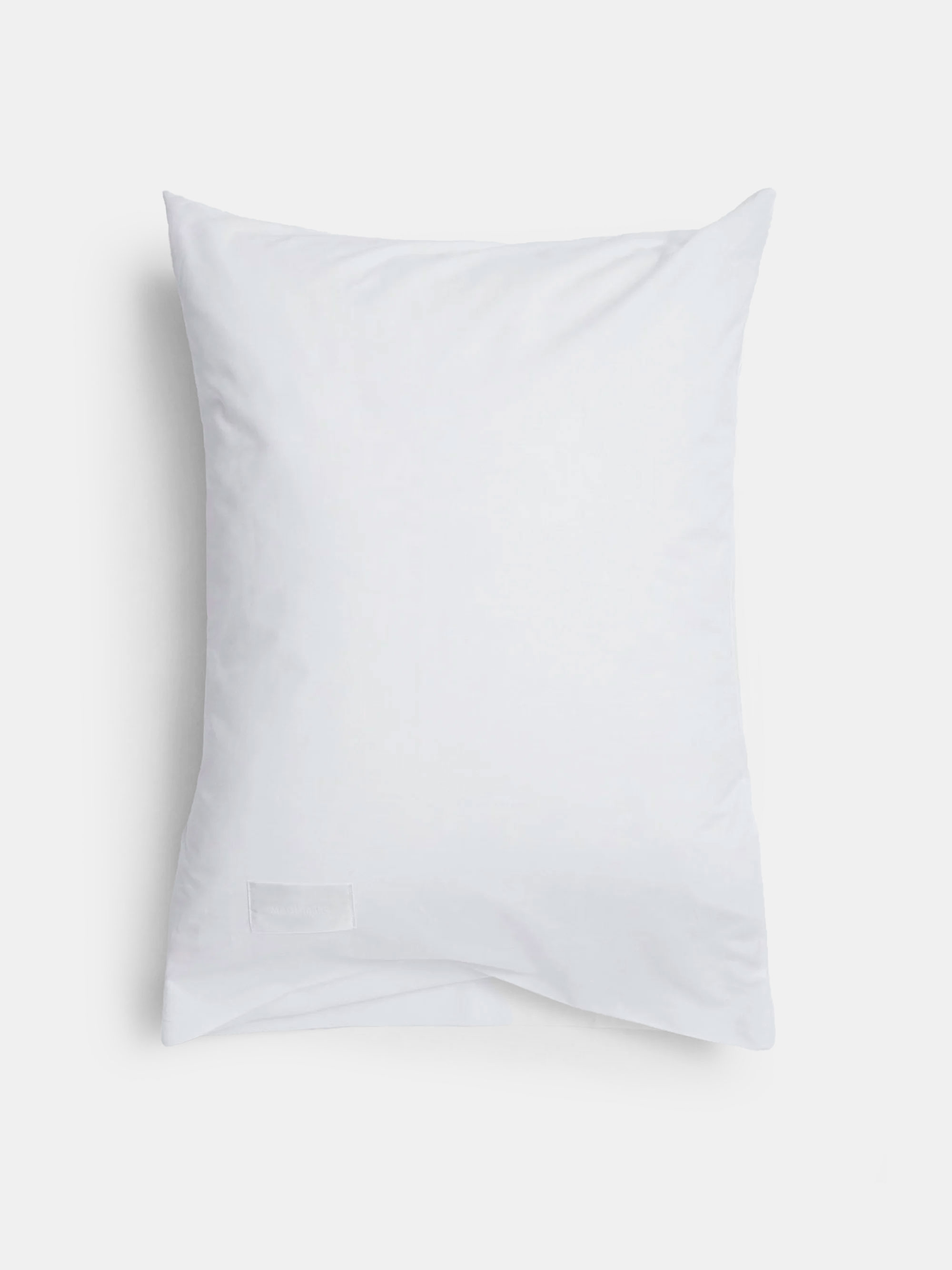 34863 D1a89da532 34596 B5a97be54d Magniberg Pure Poplin White Pc 006 Lowres 1400xprogressive54700 Zoom Portrait