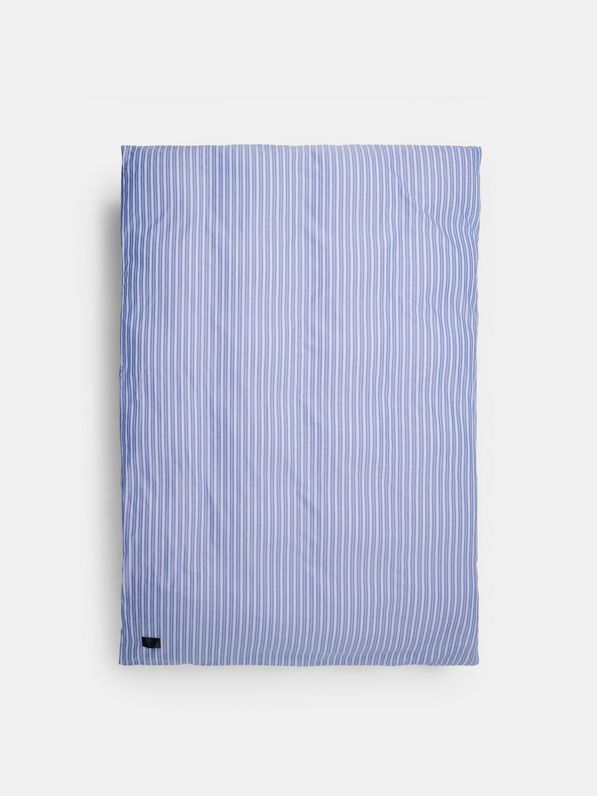 34888 20ed524be3 34575 8e7217066d Magniberg Wallstreet Oxford Stripe Medium Blue 013 Lowres 7bfe698c 2d80 438c 992d Fe33bc4a1b32 1400xprogressive54759 Zoom Portrait