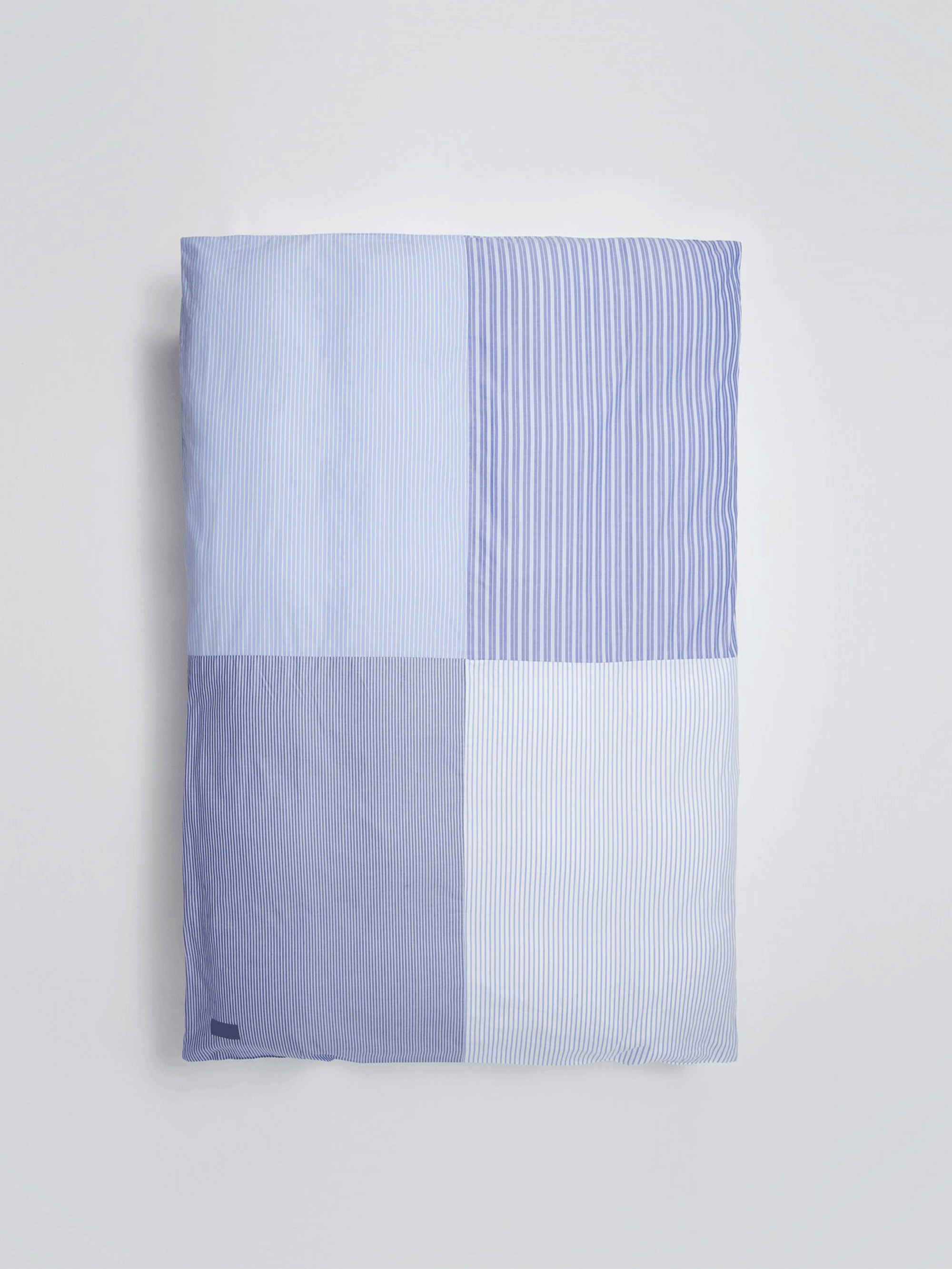 34915 830a9e16ec Magniberg Wallstreet Oxford Patchwork Stripes 014 Lowres 1400xprogressive Portrait