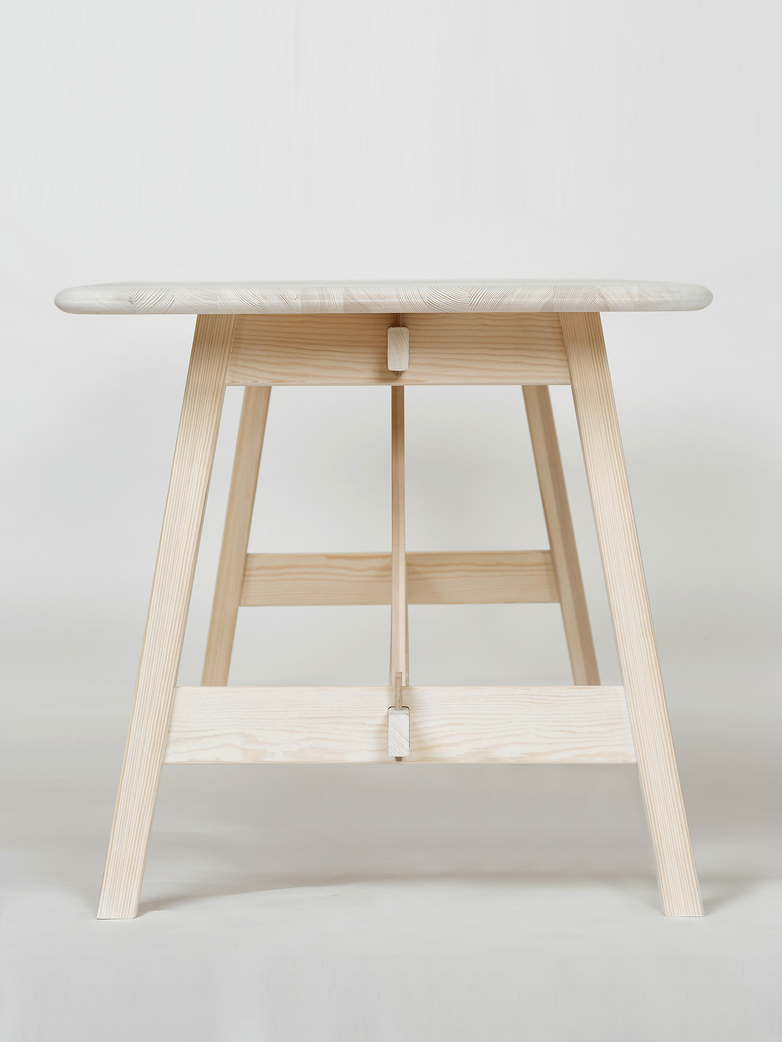Landala Dining Table - Oak