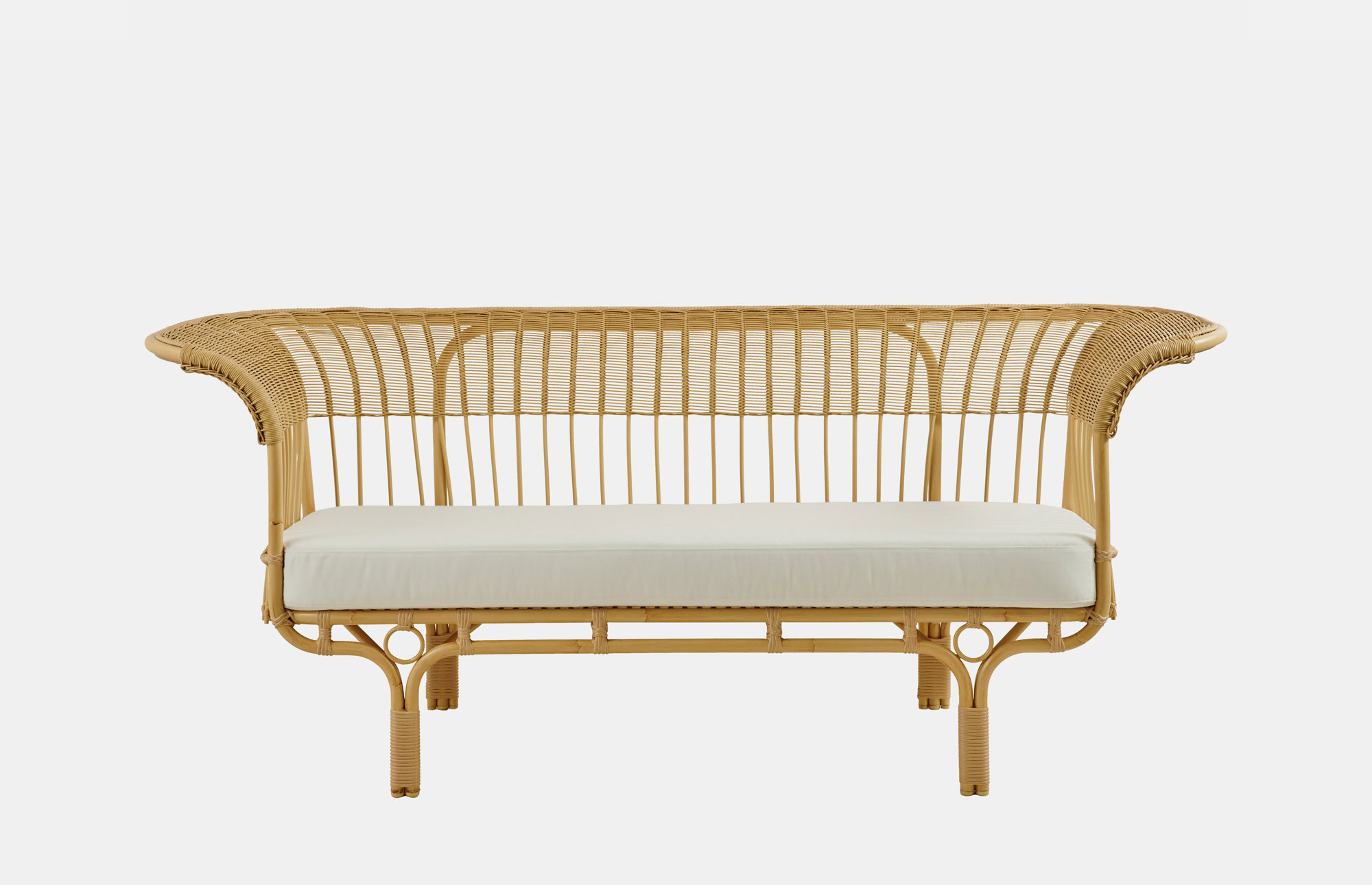 34961 8abd6e6cd6 36494 7d0f001bc5 Fa E90 Nu Belladonna Sofa Front Zoom Portrait