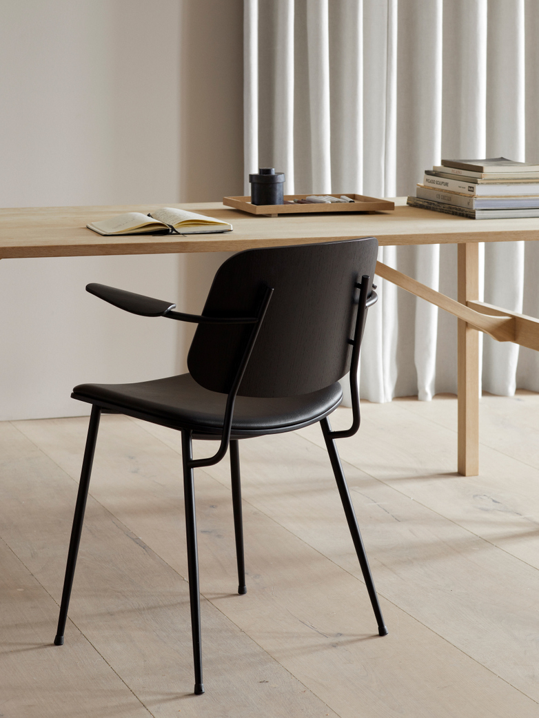 Søborg Metal Base Armchair