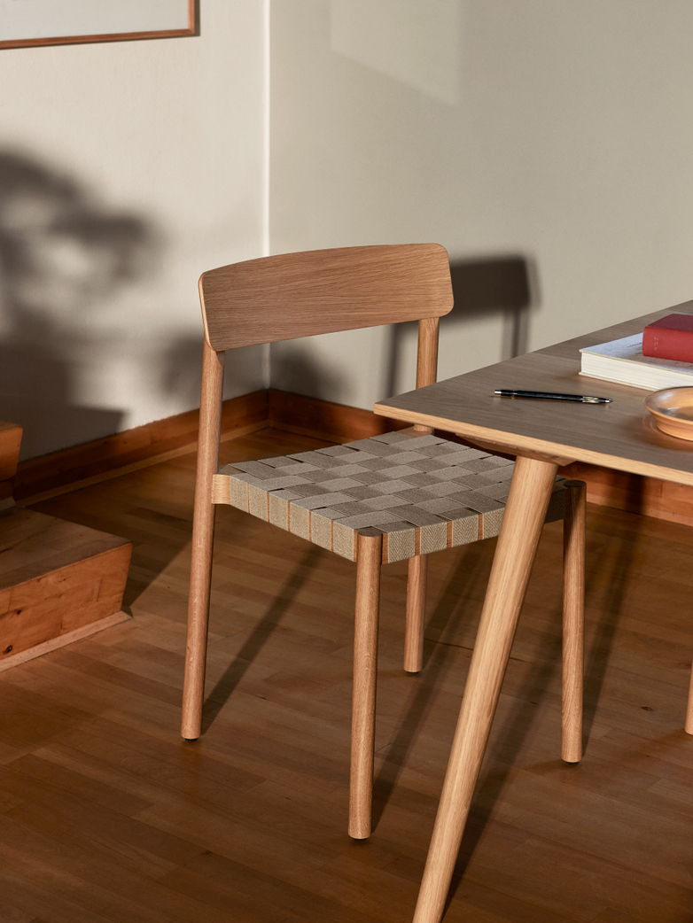Betty TK1 - Oak